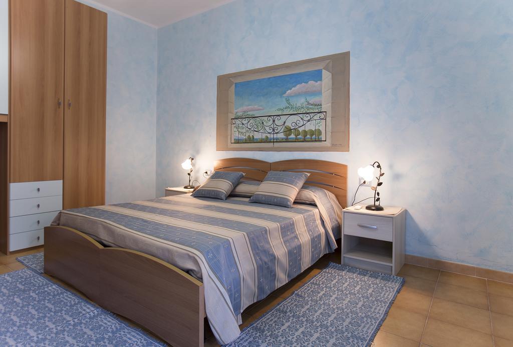 Rita B&B Sea Sun And Nature Santa Maria la Palma Room photo