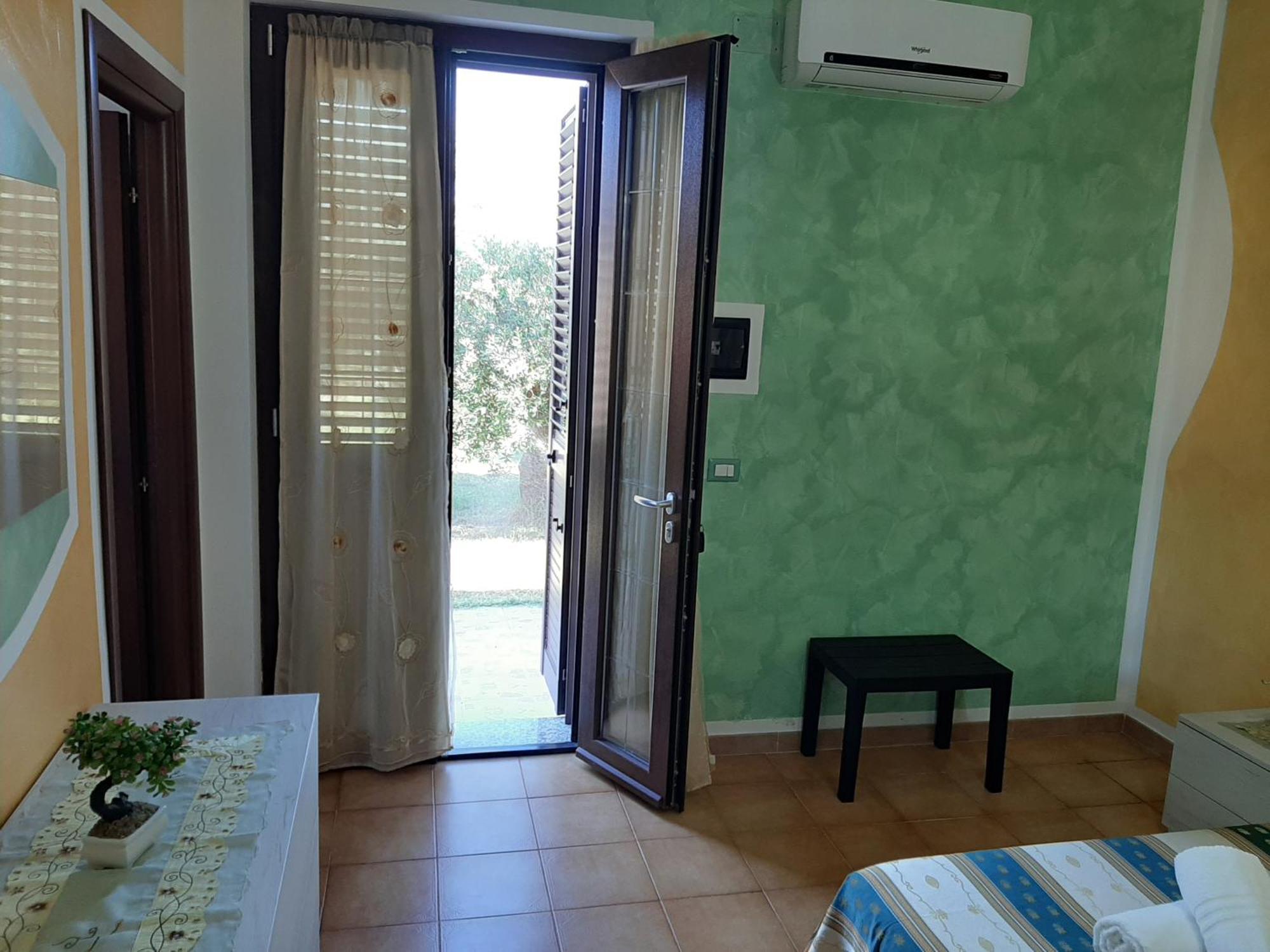 Rita B&B Sea Sun And Nature Santa Maria la Palma Exterior photo